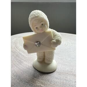 Department 56 Snowbabies April “Happy Birthday Letter” 3” Figurine